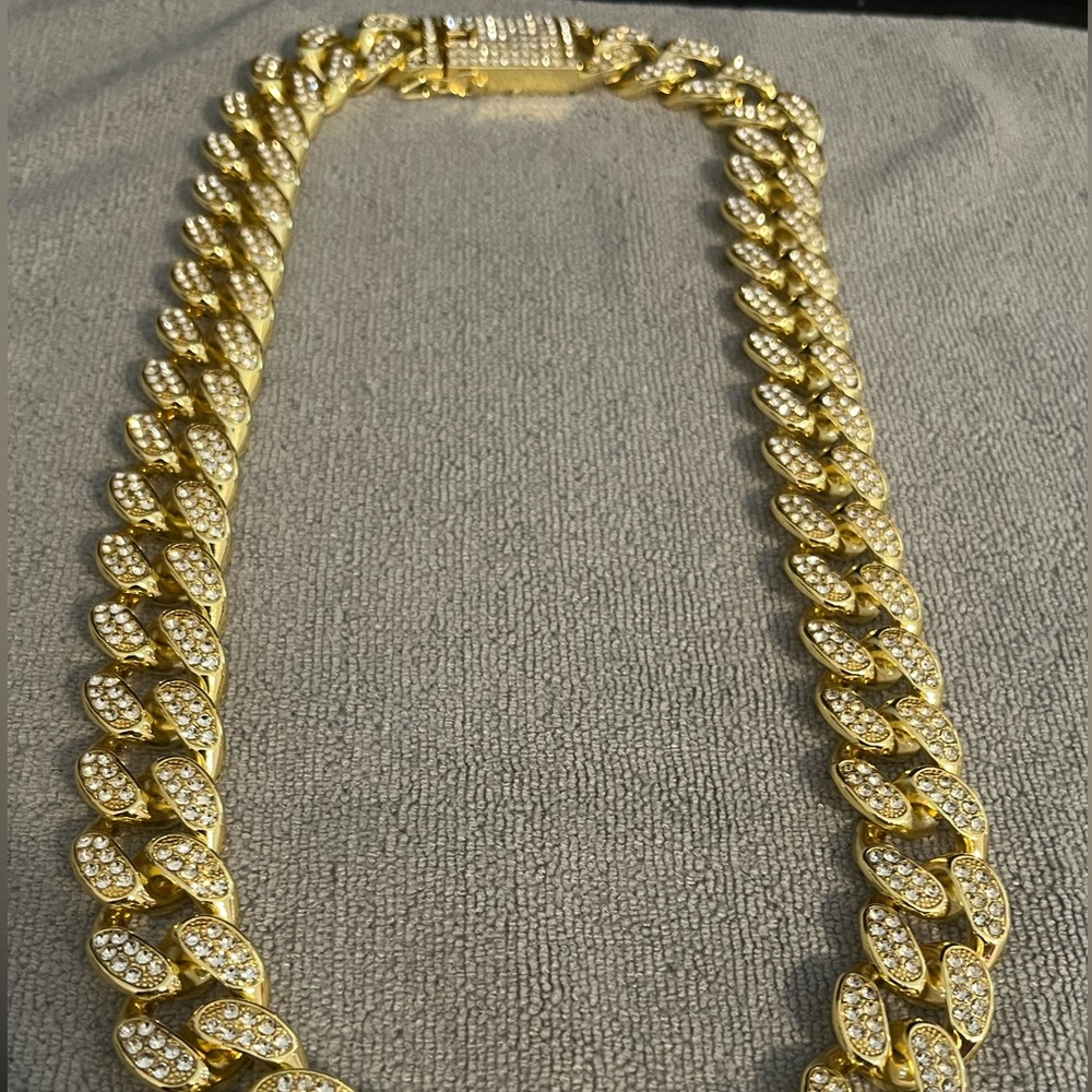 18k Gold Plated Cuban Link Chain With Cubic Zirconia